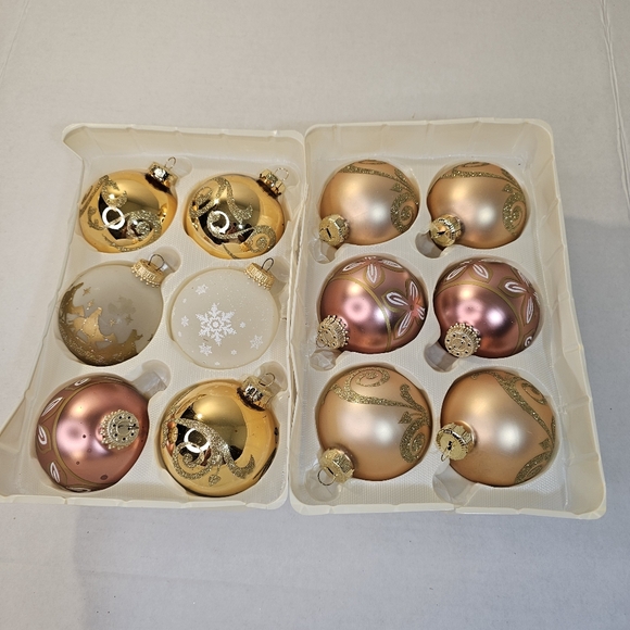 PASTEL VTG Glass Christmas Bulbs 12pc Nativity Snowflake Gold Mauve Xmas Tree - Picture 4 of 12